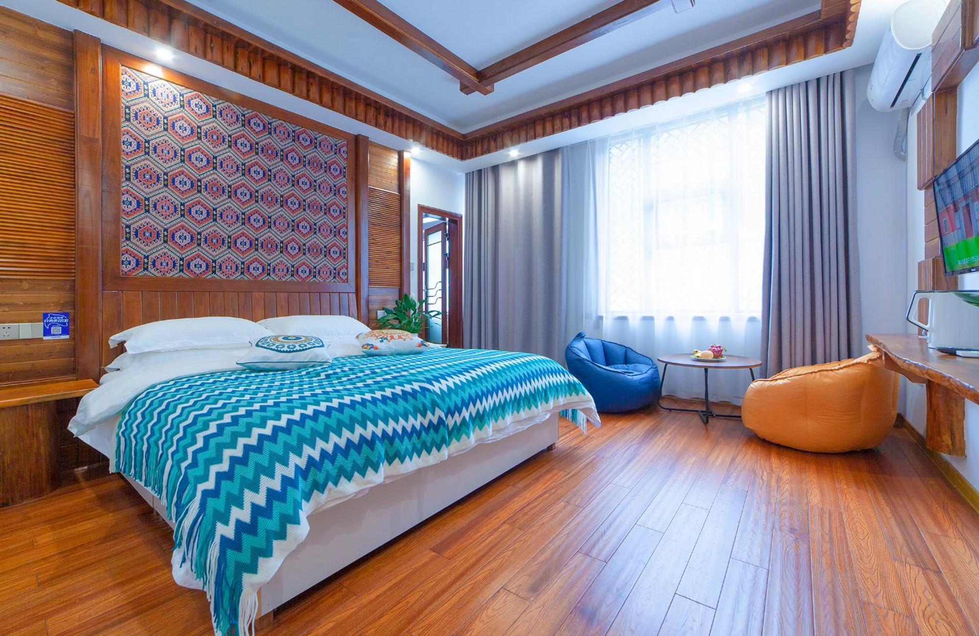 Отель Easy House Чжанцзяцзе Экстерьер фото
